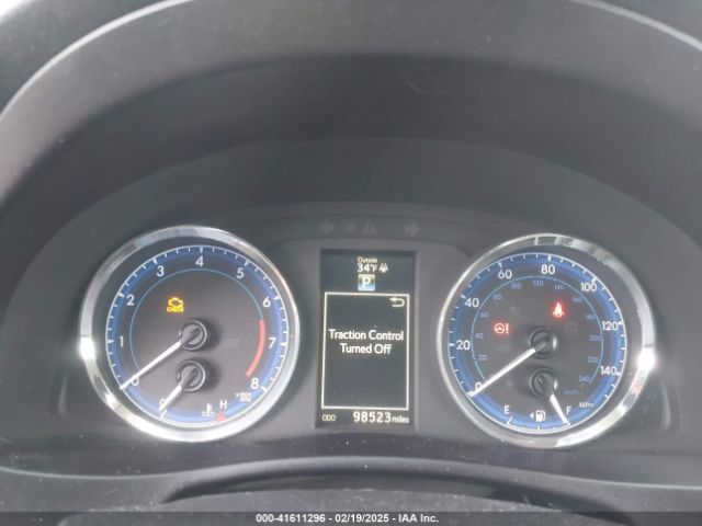 5YFBURHE3KP884915 Toyota COROLLA SE
