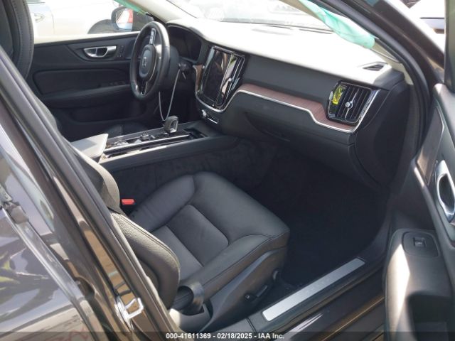 7JRL12TLXRG305460 Volvo S60 B5 Plus Dark Theme