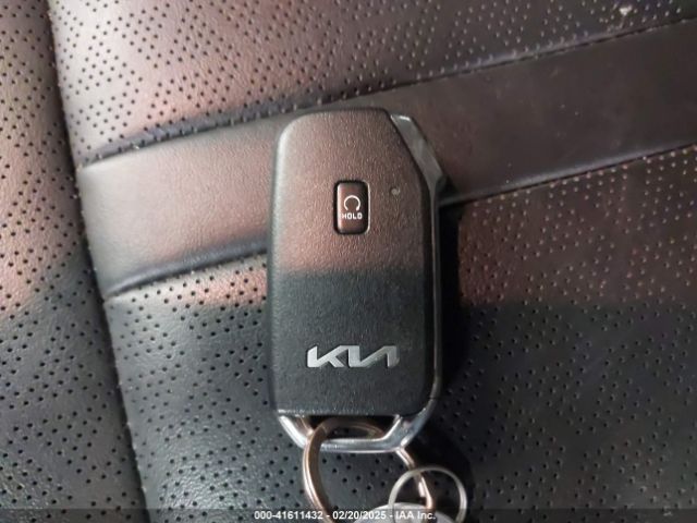 5XYRLDLC5NG117800 KIA Sorento X-line S
