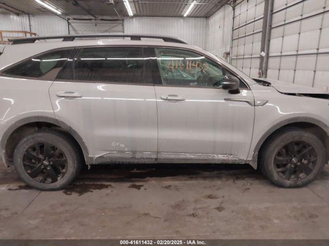 5XYRLDLC5NG117800 KIA Sorento X-line S