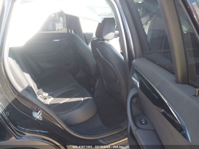WBXHU7C33H5H37901 BMW X1 Sdrive28i