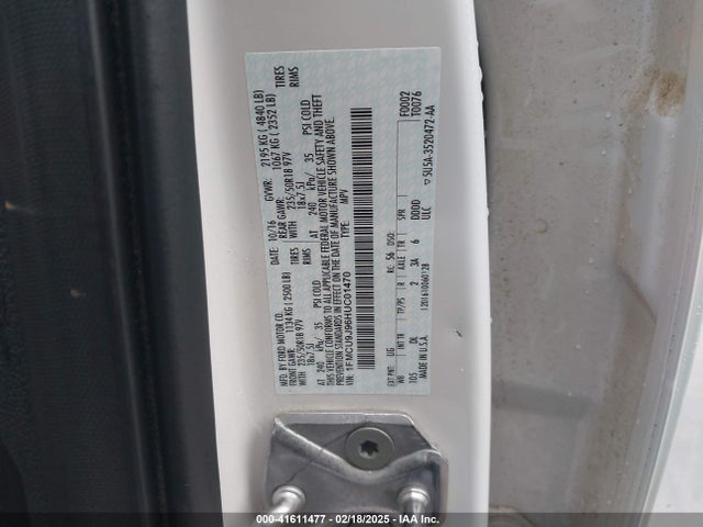 1FMCU9J96HUC01470 Ford Escape Titanium