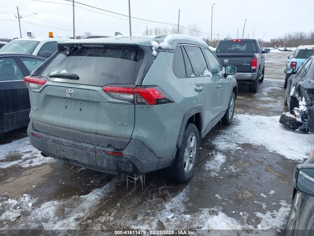 Toyota Rav4 Xle 2019 2T3W1RFV1KW019623 Image 4