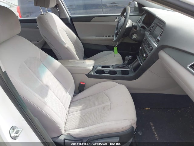 5NPE24AF0GH321088 Hyundai SONATA SE