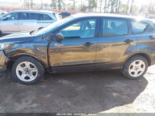 1FMCU0F77JUA84538 Ford ESCAPE S