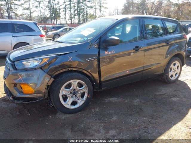 1FMCU0F77JUA84538 Ford ESCAPE S