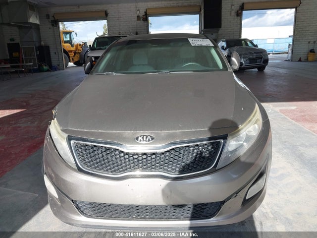 5XXGM4A77FG415572 KIA Optima Lx