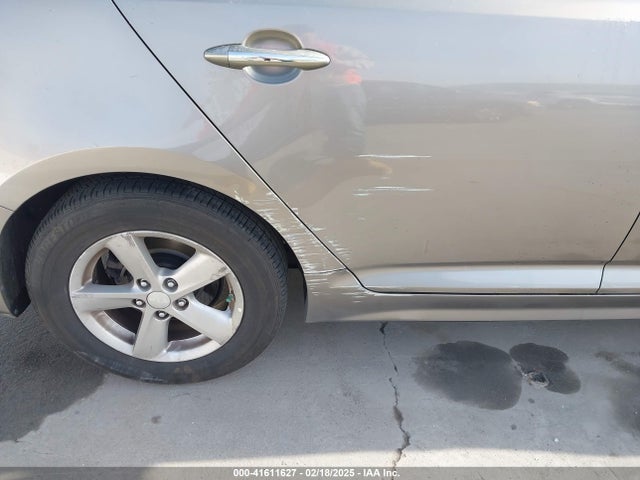 5XXGM4A77FG415572 KIA Optima Lx