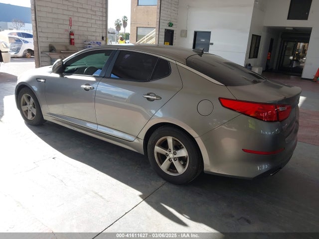 5XXGM4A77FG415572 KIA Optima Lx