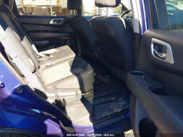 5N1DR2MM4JC667617 Nissan Pathfinder S