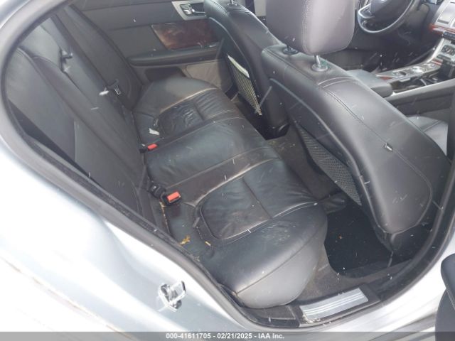 2012 JAGUAR XF SAJWA0FB1CLS34684 Photo 7