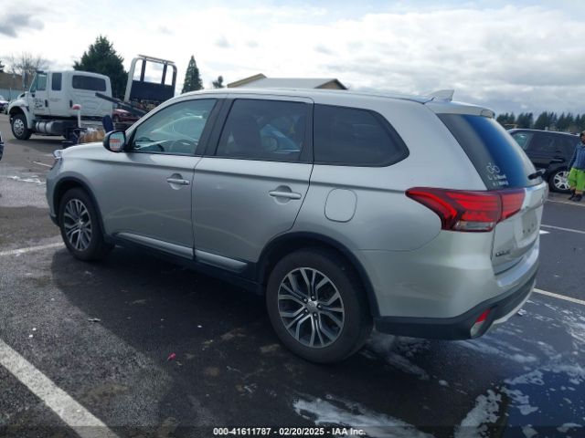 2018 MITSUBISHI OUTLANDER JA4AZ3A36JZ062448 Photo 2