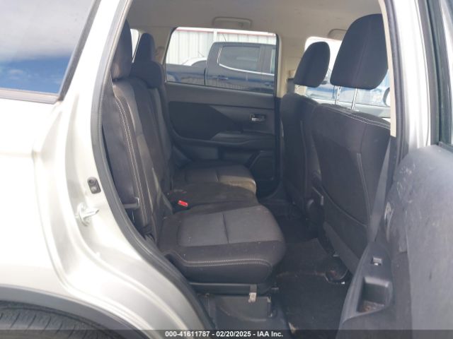 2018 MITSUBISHI OUTLANDER JA4AZ3A36JZ062448 Photo 7