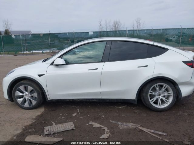 5YJYGDEE3MF266114 Tesla Model Y Long Range Dual Motor All-wheel Drive