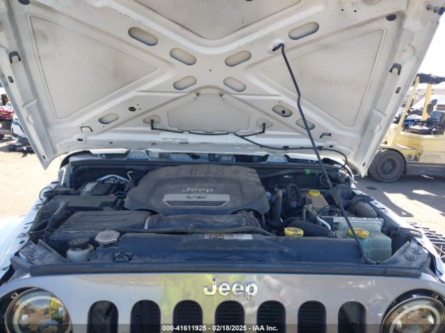 1C4BJWDG0FL572029 Jeep Wrangler Unlimited Freedom Edition