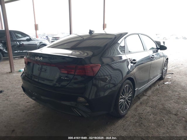 3KPF54AD6RE821032 KIA Forte Gt-line