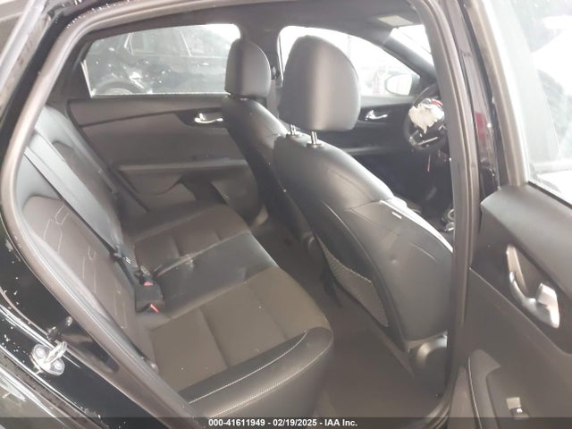 3KPF54AD6RE821032 KIA Forte Gt-line