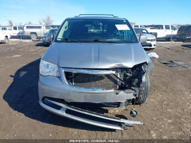2C4RC1BG8ER208400 Chrysler Town & Country Touring