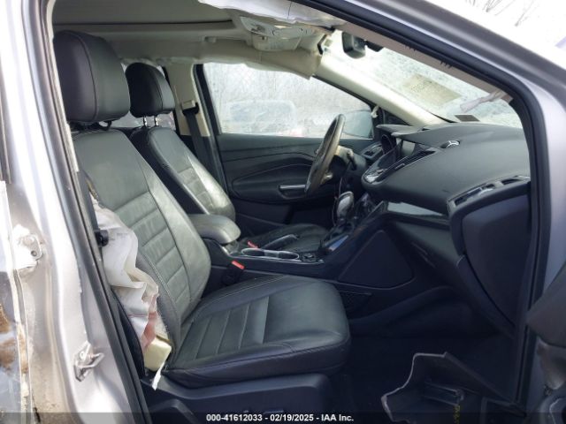 1FMCU9J92FUC34205 Ford Escape Titanium