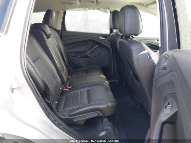 1FMCU9J92FUC34205 Ford Escape Titanium