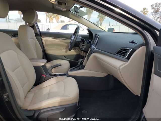 5NPD84LF5HH013780 Hyundai ELANTRA SE