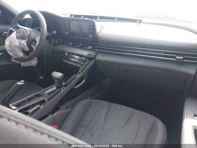 5NPLM4AG8MH043725 Hyundai ELANTRA SEL