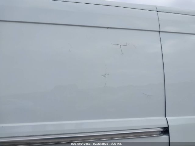 1FTYE2CMXHKA21372 Ford Transit-150