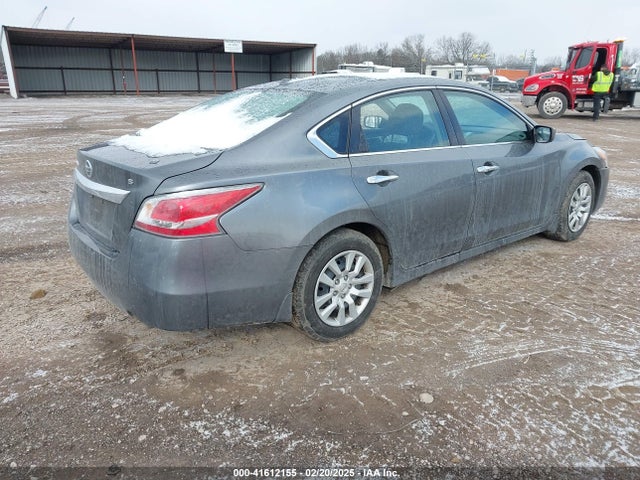 Nissan Altima 2.5 S 2015 1N4AL3AP9FC201112 Image 4