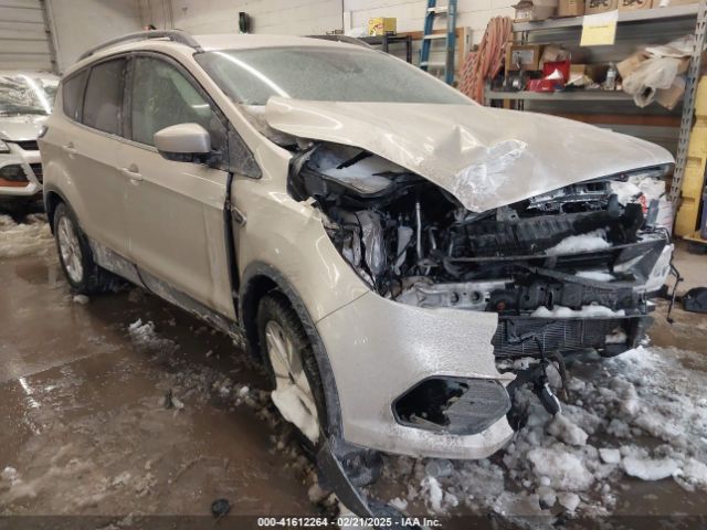 1FMCU9HD3JUA15160 Ford ESCAPE SEL