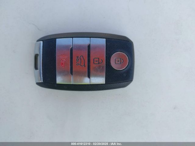 5XYPHDA50KG514825 KIA Sorento 3.3l Ex