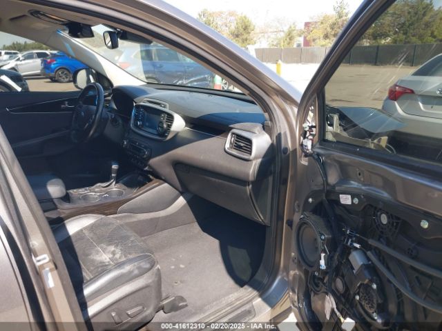 5XYPHDA50KG514825 KIA Sorento 3.3l Ex