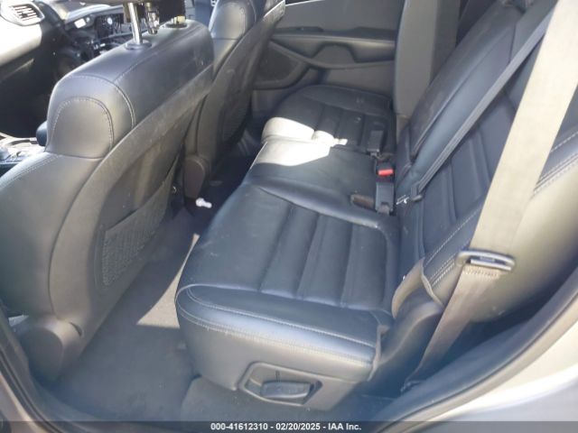 5XYPHDA50KG514825 KIA Sorento 3.3l Ex