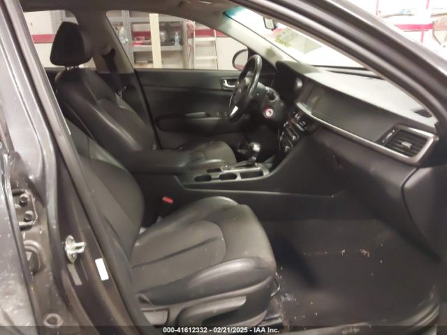 5XXGT4L30JG241236 KIA Optima S