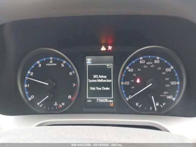 2017 TOYOTA RAV4 JTMZFREV9HJ142576 Photo 6