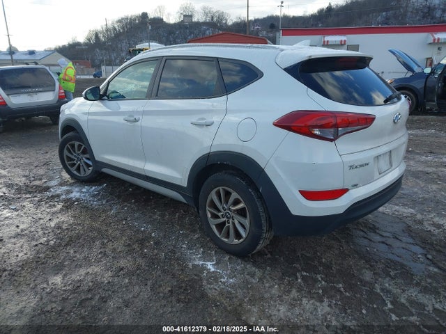 KM8J33A42JU717147 Hyundai TUCSON SEL