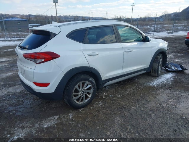 KM8J33A42JU717147 Hyundai TUCSON SEL