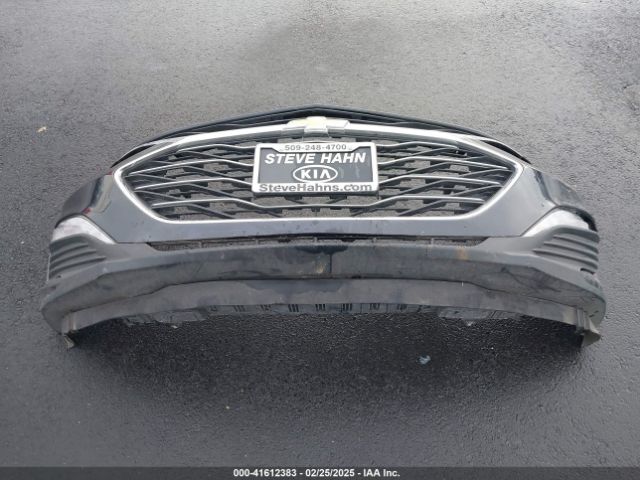 1G1ZD5ST4PF138219 Chevrolet Malibu Fwd 1lt