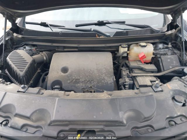 1GNERFKW7JJ120980 Chevrolet Traverse Ls