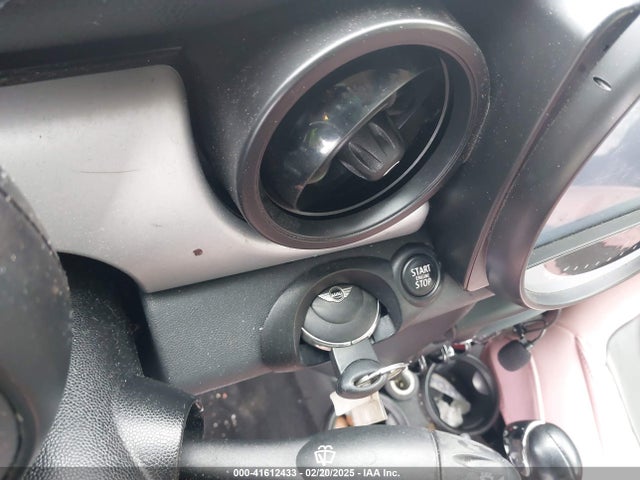 2012 MINI COOPER CLUBMAN WMWZF3C55CT189517 Photo 10