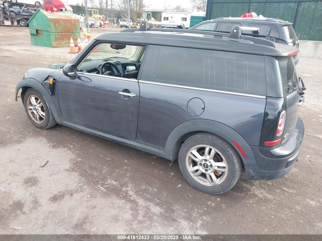 2012 MINI COOPER CLUBMAN WMWZF3C55CT189517 Photo 2