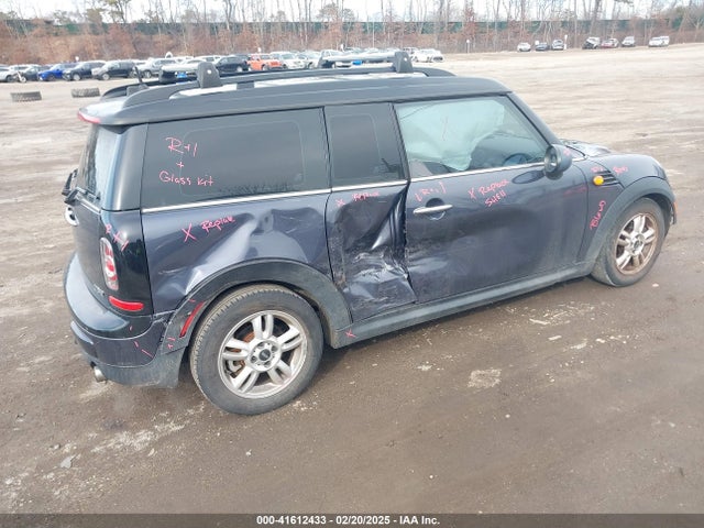 2012 MINI COOPER CLUBMAN WMWZF3C55CT189517 Photo 3