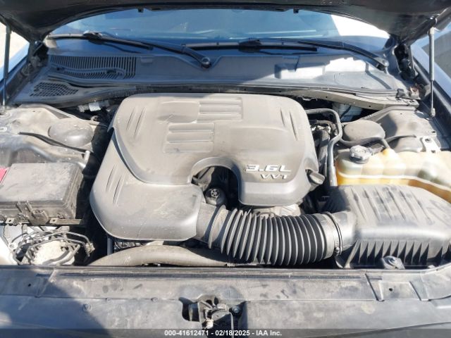 2C3CDZAG9FH913074 Dodge Challenger Sxt