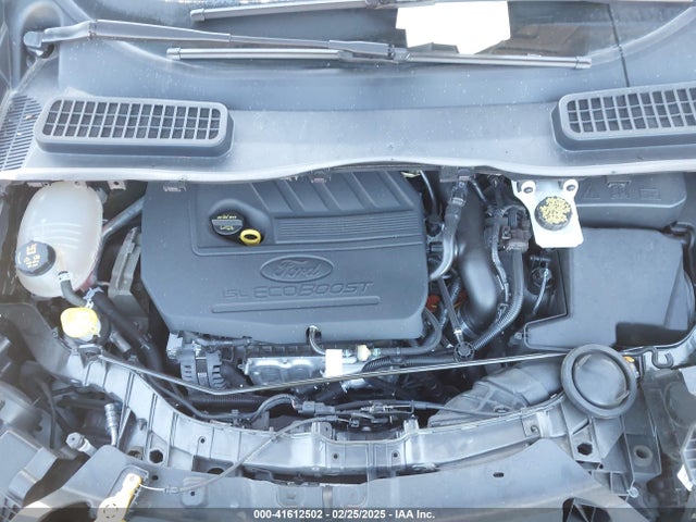 1FMCU0GD0JUA87303 Ford ESCAPE SE