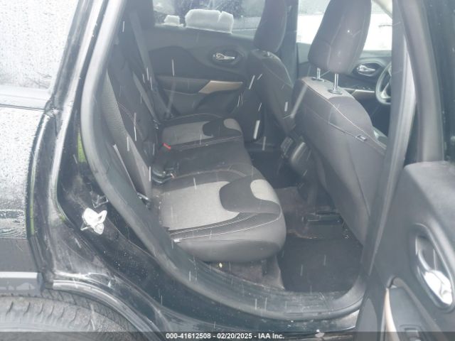 1C4PJMAB3HW599844 Jeep Cherokee Sport 4x4