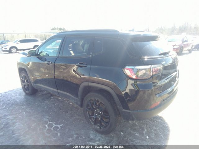 2022 JEEP COMPASS 3C4NJDBB5NT198996 Photo 2
