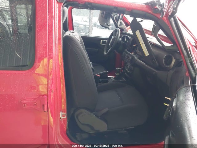 1C4HJXDN6KW537535 Jeep Wrangler Unlimited Sport S 4x4
