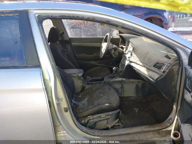 5NPD74LF4JH269837 Hyundai ELANTRA SE