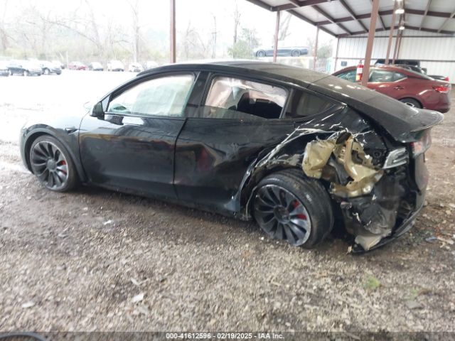 7SAYGDEF2PF800641 Tesla Model Y Performance Dual Motor All-wheel Drive