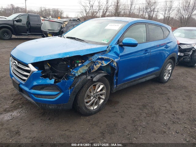 Hyundai TUCSON SE 2018 KM8J2CA46JU776088 Image 2