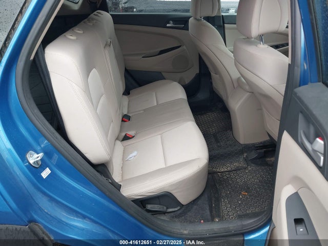 Hyundai TUCSON SE 2018 KM8J2CA46JU776088 Image 8